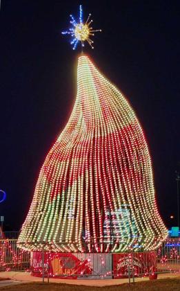 The Deck The Chairs tree lit up during last year’s event.