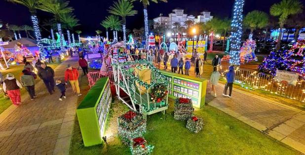 Publix was awarded Best of Show Beaches Display. (photo courtesy of Deck The Chairs)