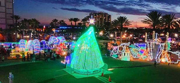  photo courtesy of Deck The Chairs