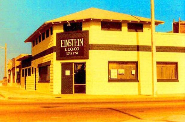 Einstein A Go-Go in 1988 at its location on First Street in Jacksonville Beach. (photo courtesy of Einstein A Go-Go Facebook)