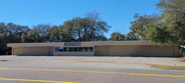 The location of the former Terry's Country Store on Penman Road in Jacksonville Beach has been purchased as a second location for Strings Sports Brewery. (photo by Liza Mitchell)