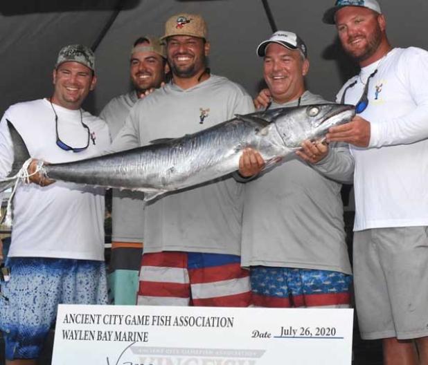 Team Vamoose with another win. The team includes Zach Crabtree, Ross Crabtree, Chase Crabtree, Chip Crabtree and Thomas Boney. (photo submitted)